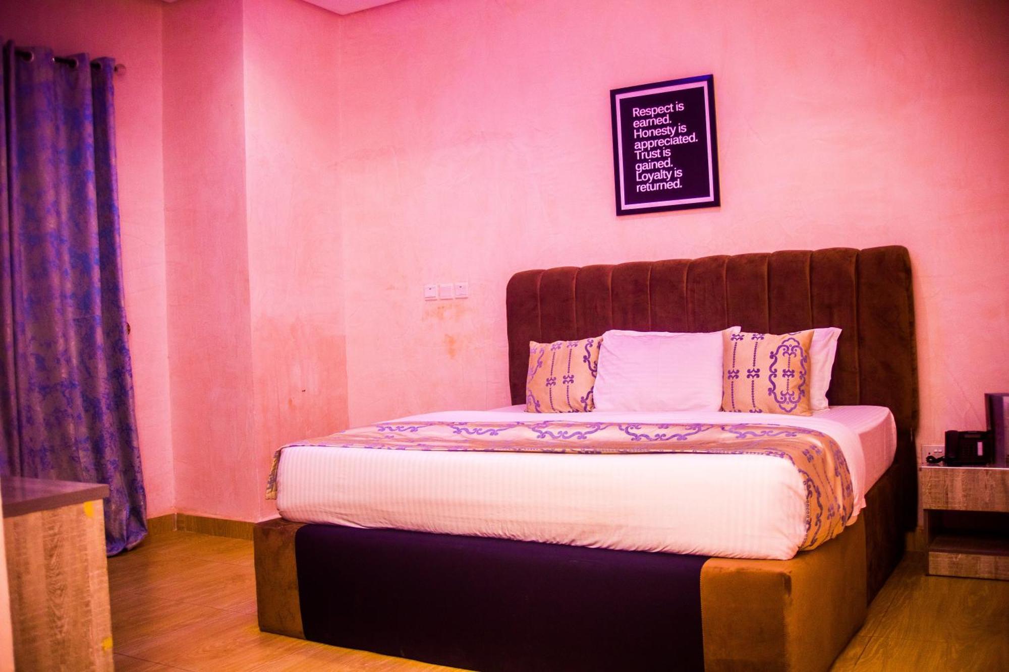Vibes Suites Kaba 外观 照片