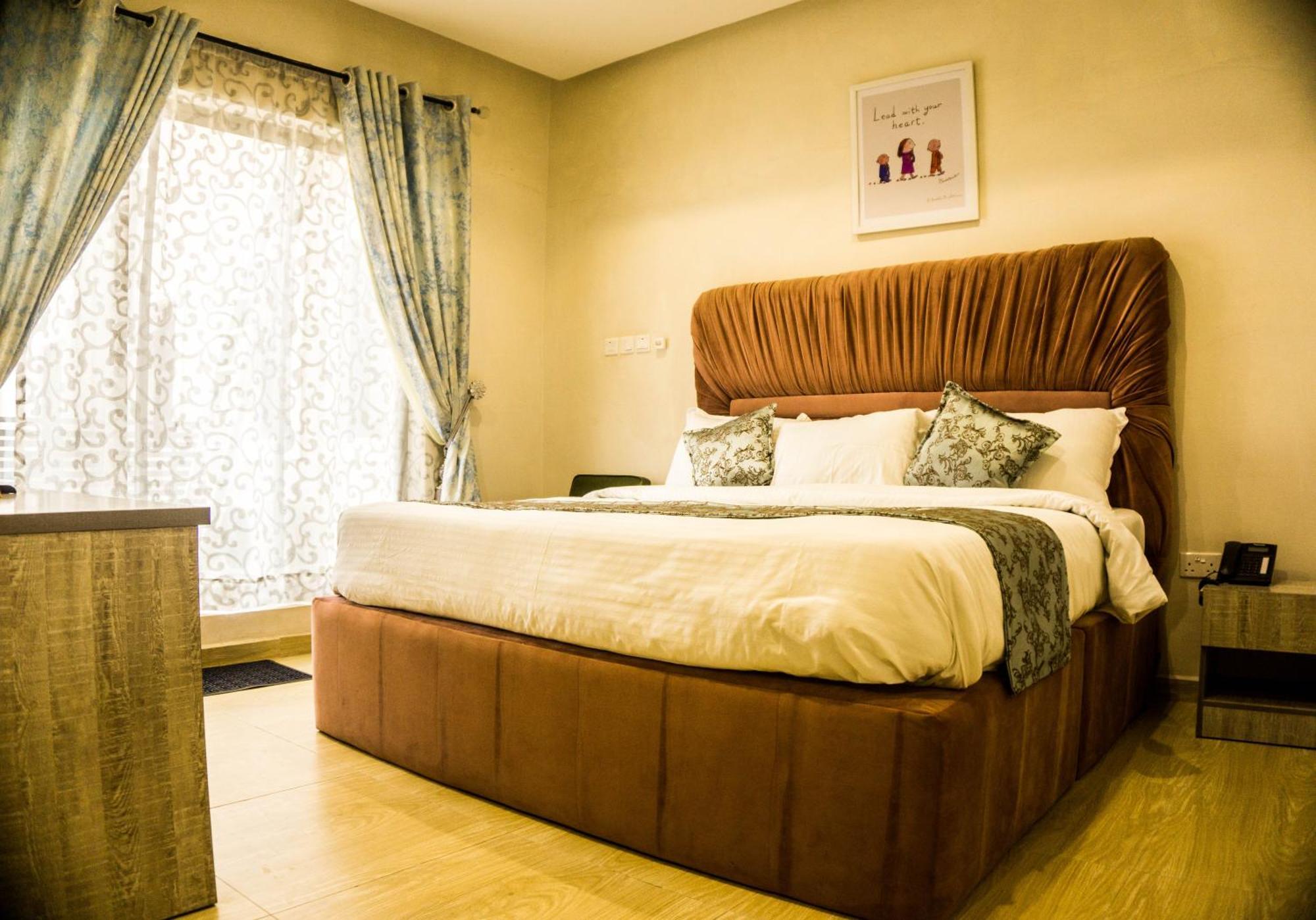 Vibes Suites Kaba 外观 照片