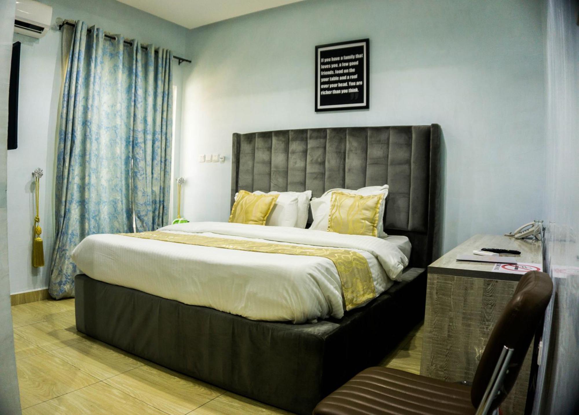 Vibes Suites Kaba 外观 照片