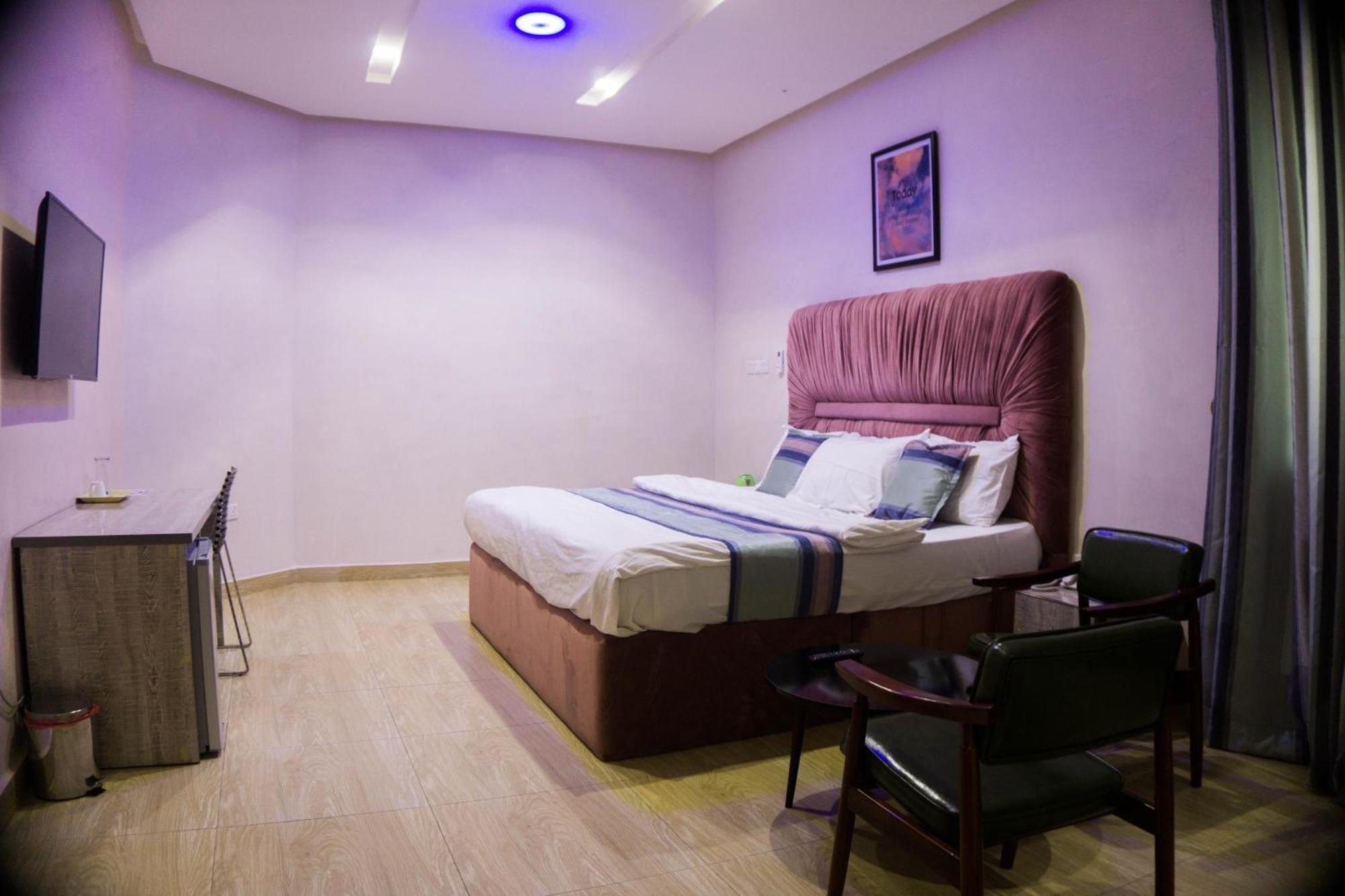 Vibes Suites Kaba 外观 照片
