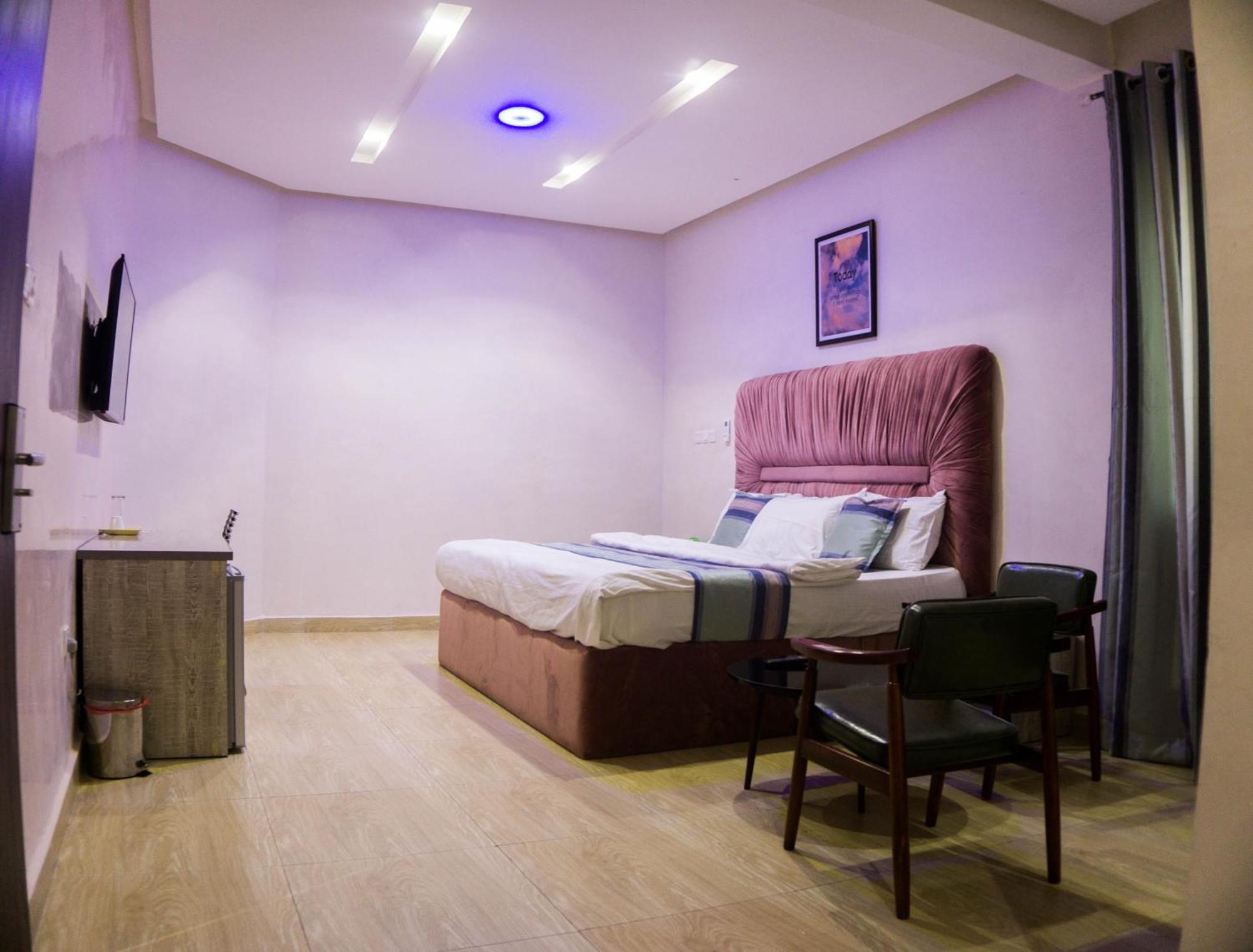 Vibes Suites Kaba 外观 照片