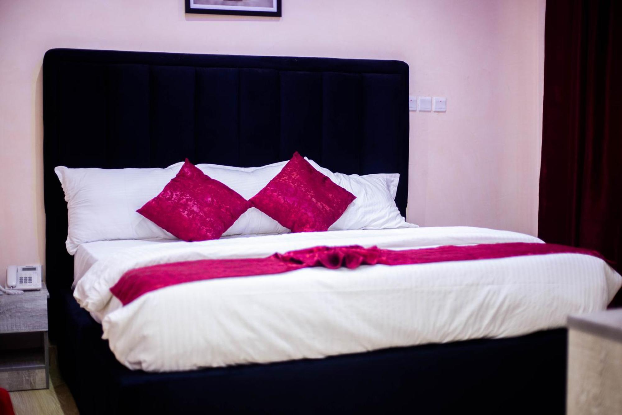 Vibes Suites Kaba 外观 照片